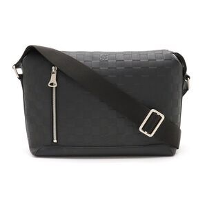 Louis Vuitton Damier Infini Discovery Messenger PM Shoulder Bag